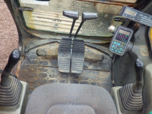 ขาย KOMATSU PC120-6E นำเข้าจากญี่ปุ่น โทร.090-986-2521 อ๊อบ ขาย KOMATSU PC120-6E นำเข้าจากญี่ปุ่น โทร.090-986-2521 อ๊อบ