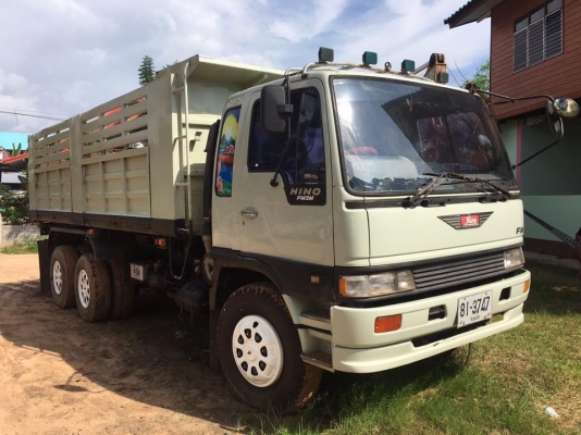 ขายรถ10ล้อ ดั้ม2เพลา 3M 240แรง ราคา950,000 สนใจโทร 090-8588220 093-3258446 098-4610380 ดูประกาศทั้งห