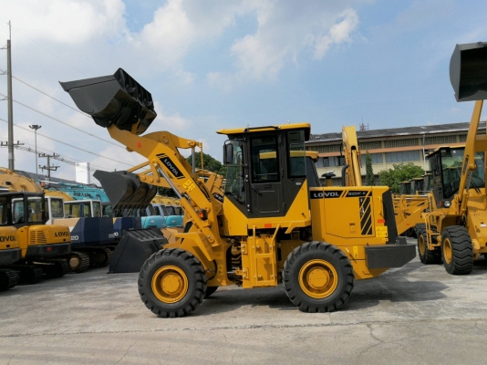พิเศษ!!สุดๆขายรถตักล้อยางยี่ห้อ LOVOL รุ่น FL920F-II STD มีประสิทธิภาพสูง สภาพสวยพร้อมใช้งาน แต่ไม่เคยใช้งานในไทยมาก่อน