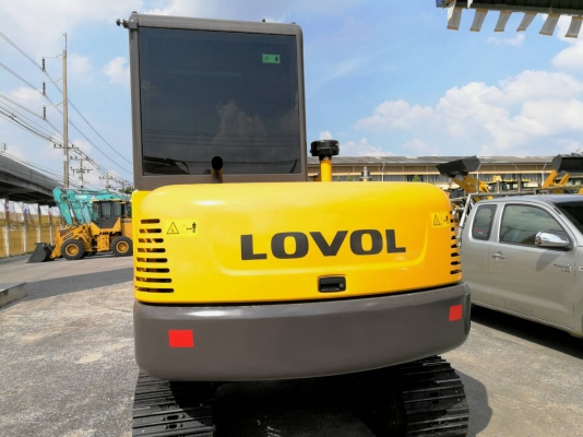ใหม่!!!พิเศษค่ะ รถขุดดินตีนตะขาบแบบหัวคลีบ ยี่ห้อ LOVOL รุ่น FR60E ขนาดเล็กกระทัดรัด สภาพสวยพรอมใช้งานไม่เคยใช้งานในไทยมาก่อนค่ะ