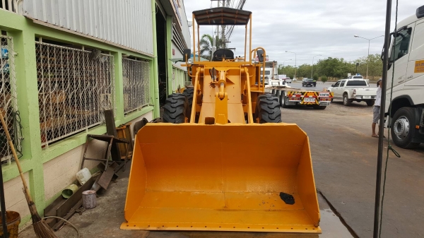 ขาย รถตัก KOMATSU JH30 เช็คใหม่ทั้งคัน พร้อมใช้งาน ยางใหม่ ต่อแขนเรียบร้อยแล้ว