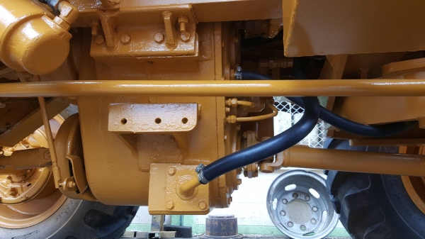 ขาย รถตัก KOMATSU JH30 เช็คใหม่ทั้งคัน พร้อมใช้งาน ยางใหม่ ต่อแขนเรียบร้อยแล้ว