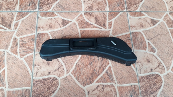 กล่องเครื่องมือติดรถ Audi