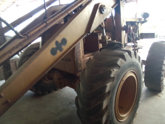 ขาย รถตัก KOMATSU SD20P-4 รถมือเดียว สภาพดีพร้อมใช้งาน