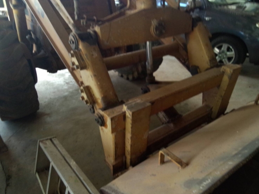 ขาย รถตัก KOMATSU SD20P-4 รถมือเดียว สภาพดีพร้อมใช้งาน