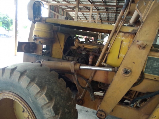 ขาย รถตัก KOMATSU SD20P-4 รถมือเดียว สภาพดีพร้อมใช้งาน