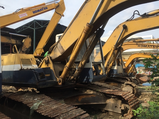 ขายkomatsu pc200-5 ขายkomatsu pc200-5