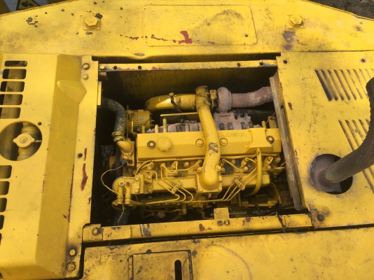 ขายkomatsu pc200-5 ขายkomatsu pc200-5