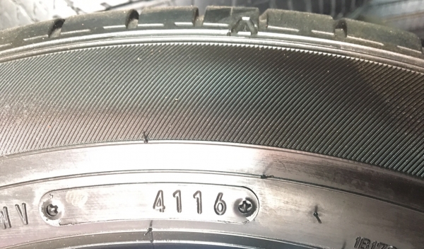 ยางป้ายแดง 195-60-16 Dunlop