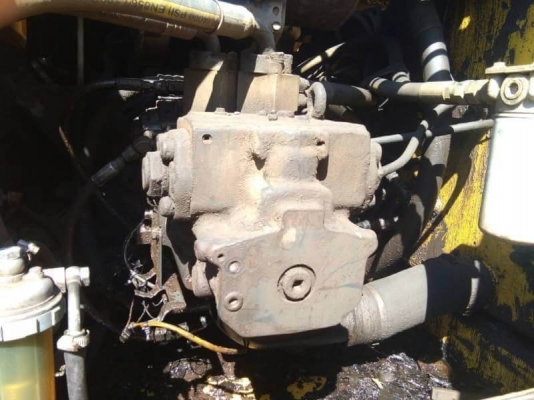 ขาย 990,000  KOMATSU PC200-7 GALEO ทำงาน 15,xxx ชม เครื่องดี ปั้มแรง โช่หนา เอวแน่น. ไฟฟ้าครบ เอกสารเล่มทะเบียน  รถอยู่ เชียงใหม่  090-772-3710 090-772-3708