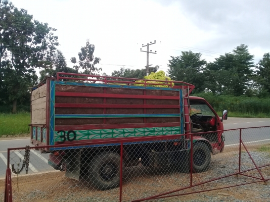 ขายรถอีแต๋นสี่ล้อแอ๊ว78แรงดั้ม สะภาพสดๆพร้อมใช้ให้เห็นๆ กะบะเหล็กต่อใหม่ใช้มา1ปี วิ่งข้าววิ่งมันดีมา