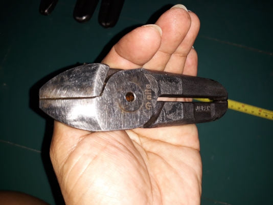 ขายคีมตัด MADE IN JAPAN ต่อด้ามยาวยาวตัดงานแข็งๆสบายคมหนามาก