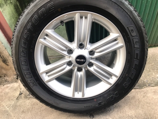 แม็กป้ายแดง ISUZU D-MAX BLUE POWER ขอบ 18 พร้อมยางป้ายแดง Bridgestone 255-60-18 ปี 17