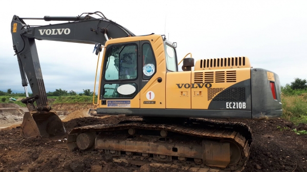 ขายด่วนแบคโฮ