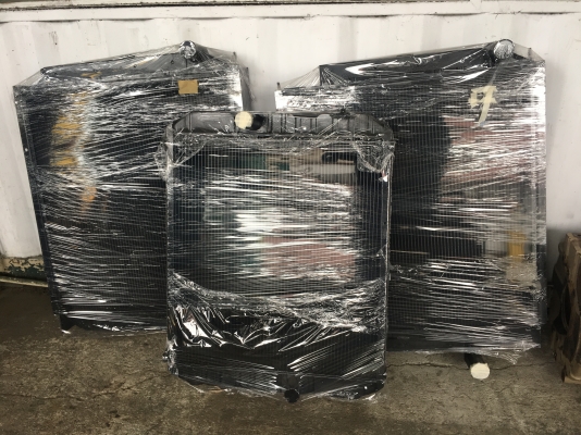 หม้อน้ำอลูมิเนียมกว้าง 85 cm. สูง 117 cm. หน้า 8.5 cm.ราคา12,000.-