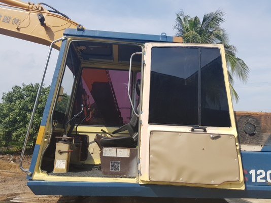 ขายkomatsu PC120-3