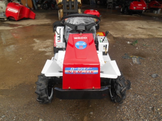 รถตัดหญ้า WADO NRM-13K 13 แรง พร้อมใช้งาน รถตัดหญ้า WADO NRM-13K 13 แรง พร้อมใช้งาน