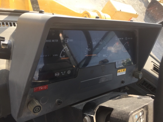 ขาย KOMATSU WA100-3E นำเข้าจากญี่ปุ่น โทร.090-986-2521 อ๊อบ ขาย KOMATSU WA100-3E นำเข้าจากญี่ปุ่น โทร.090-986-2521 อ๊อบ