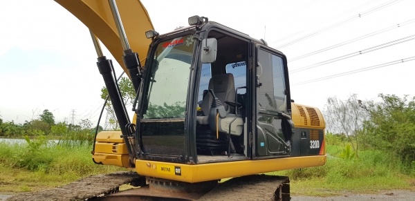 ขายรถแบ็คโฮ CAT 320D (Japan) ใช้งาน 8,478 ชั่วโมง สภาพเทพบุตร พร้อมใช้งาน