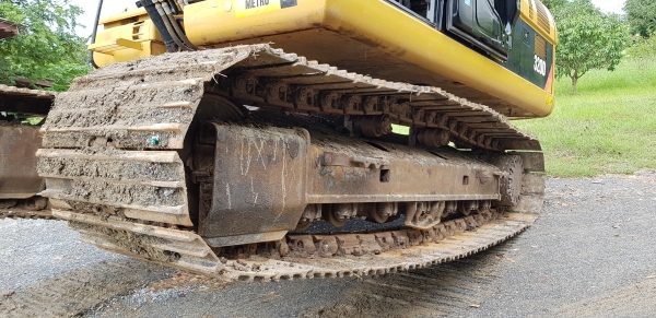 ขายรถแบ็คโฮ CAT 320D (Japan) ใช้งาน 8,419 ชั่วโมง (คันที่ 2) สภาพพร้อมใช้งาน