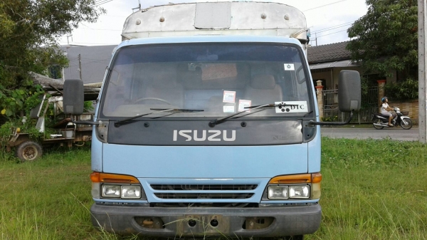Isuzu NPR 120 หัวการ์ตูน