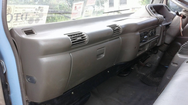 Isuzu NPR 120 หัวการ์ตูน