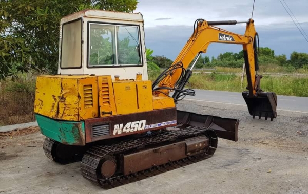 ขายด่วนรถแบคโฮมิสซูMX45เทียบเท่าPC45คอลโทลสั่นปั่มดีเครื่อง4สูบดีปั่มแรงรถนอกเพิ่งนำเข้ามาใหม่ยังไม่เคยใช้งานในเมืองไทยเลย