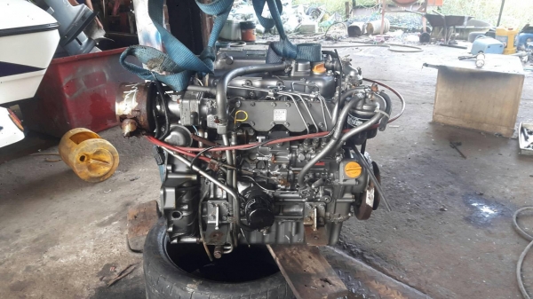 ขายเครื่องยามาฮ่าดีเซลครับ เครื่องลูกสูบติดไม่หมุน ขายตามสภาพ 15000 บาท