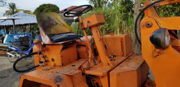 ขายด่วนรถตักมิสซูHL150Aเอวอ่อนขับ4ล้อรถนำเข้าขนาดใหญ่ตัก1.5คิวยกสูง3เมตรรถเพื่งนำเข้ายังไม่เคยใช้ในไทยเลย