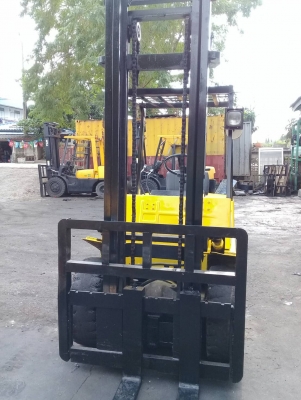 +++ ขายโฟล์คลิฟท์  T.C.M. FD30  ขนาด  3  ตัน  เครื่องยนต์ดีเซล  เสา 4  ม.  เกียร์ออโตเมติค  งา 1,070  มม.  ยางตันครับ