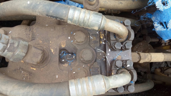 รถแบ็คโฮ Pc200รุ่น6 เอกสารซื้อขาย ไฟฟ้าครบ รถสวย พร้อมใช้ สภาพดี ราคาต่อรองได้ สนใจติดต่อ 096-825-1956(คุณอ๊อด) รถแบ็คโฮ Pc200รุ่น6 เอกสารซื้อขาย ไฟฟ้าครบ รถสวย พร้อมใช้ สภาพดี ราคาต่อรองได้ สนใจติดต่อ 096-825-1956(คุณอ๊อด)