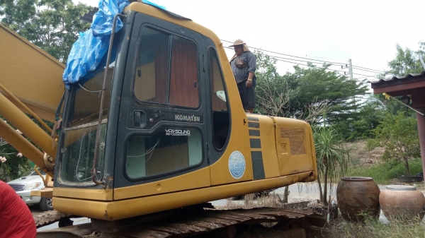 รถแบ็คโฮ Pc200รุ่น6 เอกสารซื้อขาย ไฟฟ้าครบ รถสวย พร้อมใช้ สภาพดี ราคาต่อรองได้ สนใจติดต่อ 096-825-1956(คุณอ๊อด) รถแบ็คโฮ Pc200รุ่น6 เอกสารซื้อขาย ไฟฟ้าครบ รถสวย พร้อมใช้ สภาพดี ราคาต่อรองได้ สนใจติดต่อ 096-825-1956(คุณอ๊อด)