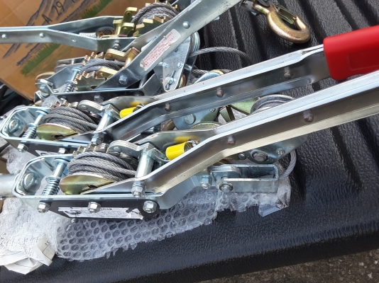 รอกมือโยก  นำเข้ามือสองจากตู้ญี่ปุ่น