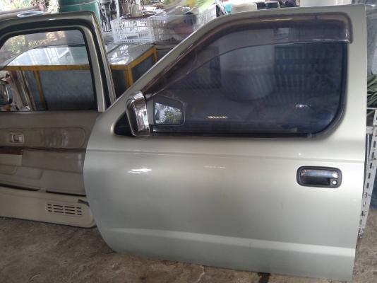 ประตูฟอนเทียสวยๆ