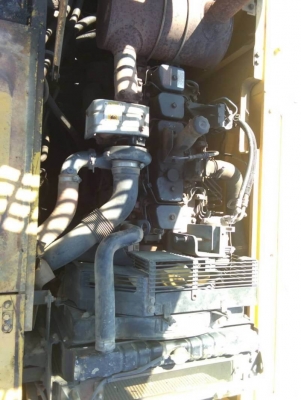 ขาย 990,000 บาท KOMATSU PC200-7 GALEO ทำงาน 15,xxx ชม เครื่องดี ปั้มแรง โช่หนา เอวแน่น. ไฟฟ้าครบ เอกสารเล่มทะเบียน   รถอยู่ จ..เชียงใหม่ โทร. 0610710295