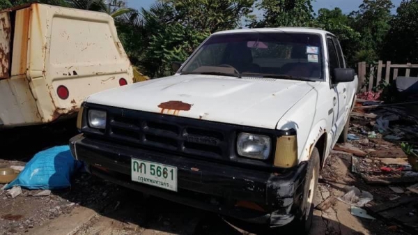 ขาย 38,000 บาท MAZDA เครื่องติด วิ่งได้ เกียร์ดี บางเดิม เอกสารเล่มทะเบียน รถอยู่ ลาดกระบัง. โทร 061 ขาย 38,000 บาท MAZDA เครื่องติด วิ่งได้ เกียร์ดี บางเดิม เอกสารเล่มทะเบียน รถอยู่ ลาดกระบัง. โทร 061
