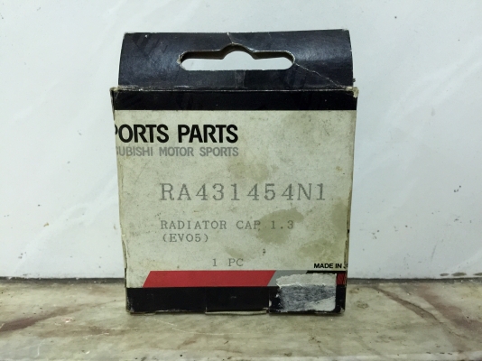 ขายฝาหม้อน้ำแต่ง RALLIART ของมิตซูบิชิรุ่น EVO 4-9 ญี่ปุ่น ขายฝาหม้อน้ำแต่ง RALLIART ของมิตซูบิชิรุ่น EVO 4-9 ญี่ปุ่น