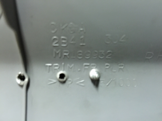 ขายเสา A Pillar 2 ช่องของรถ MITSUBISHI รุ่น EVO4-6แท้