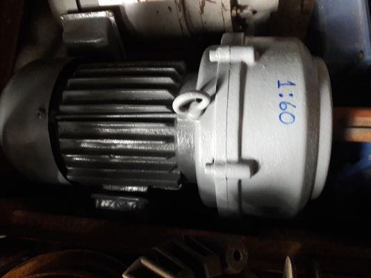 ขาย !! มอเตอร์เกียร์3แรง380v.รอบ1:60พร้อมใช้งาน ขาย !! มอเตอร์เกียร์3แรง380v.รอบ1:60พร้อมใช้งาน