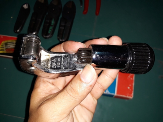 ขายคัดเตอร์ตัดท่องานเก่าเก็บ