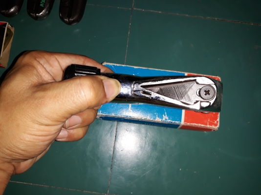 ขายคัดเตอร์ตัดท่องานเก่าเก็บ