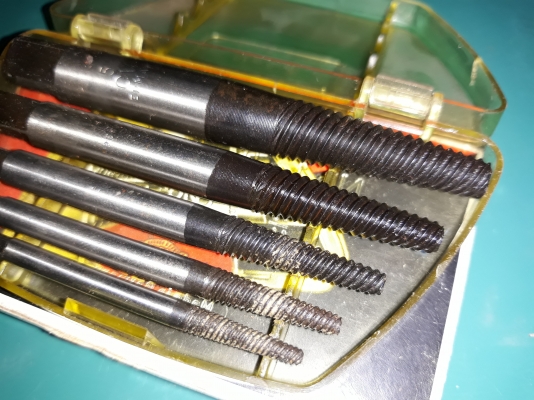 ขายถอนเกลียวซ้ายเยอรมันชุด5ดอก Made in Germany.