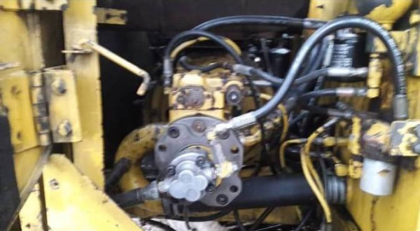 ขายด่วน เครืีองจักรกลหนัก