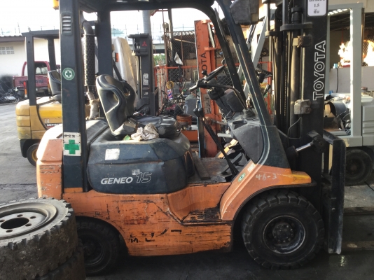 ขาย โตโยต้า รุ่น 7.ดีเซล 1.5 ตัน เสา 3 เมตร