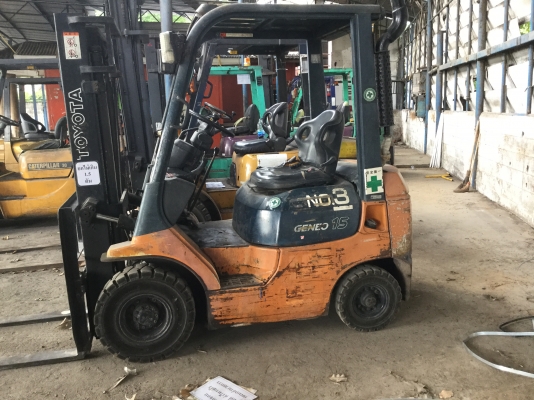 ขาย โตโยต้า รุ่น 7.ดีเซล 1.5 ตัน เสา 3 เมตร