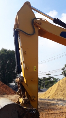 ขายรถแบ็คโฮ CAT 320D (Japan) 7 พันชั่วโมง สภาพเทพบุตร สวย พร้อมใช้งาน