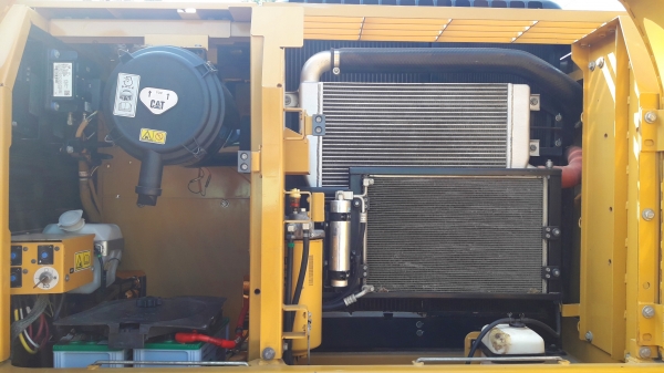 ขายรถแบ็คโฮ CAT 320D (Japan) 7 พันชั่วโมง สภาพเทพบุตร สวย พร้อมใช้งาน