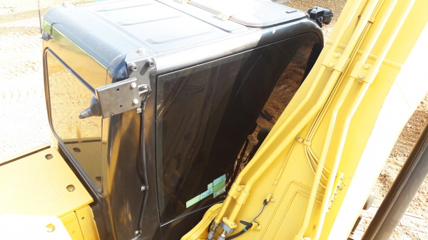 ขายรถแบ็คโฮ CAT 320D (Japan) 7 พันชั่วโมง สภาพเทพบุตร สวย พร้อมใช้งาน