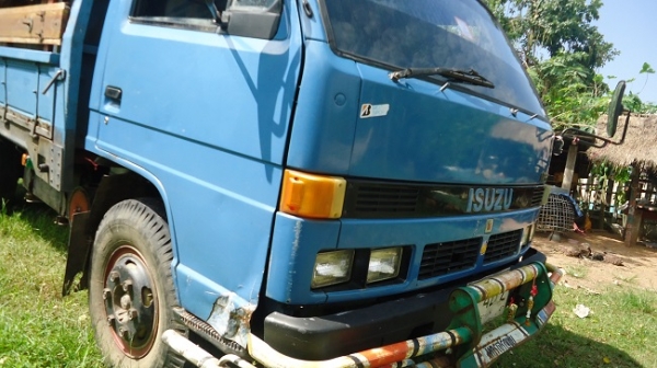 รถบ้าน รถห้าง รูปจริง เจ้าของขายเอง ISUZU NPR 115 แรงม้า หัวยกได้ ปี 2540 เครื่องดี ใช้มือเดียว