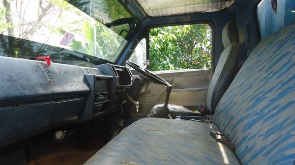 รถบ้าน รถห้าง รูปจริง เจ้าของขายเอง ISUZU NPR 115 แรงม้า หัวยกได้ ปี 2540 เครื่องดี ใช้มือเดียว